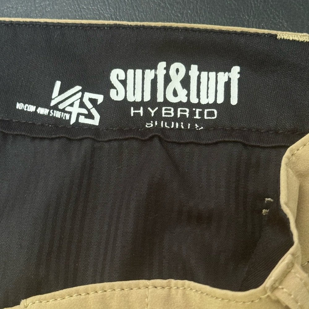 4/$15💥 Van’s Surf and Turf Hybrid Men's Khaki Flat Front Shorts Sz 30 Bin D - Picture 3 of 10